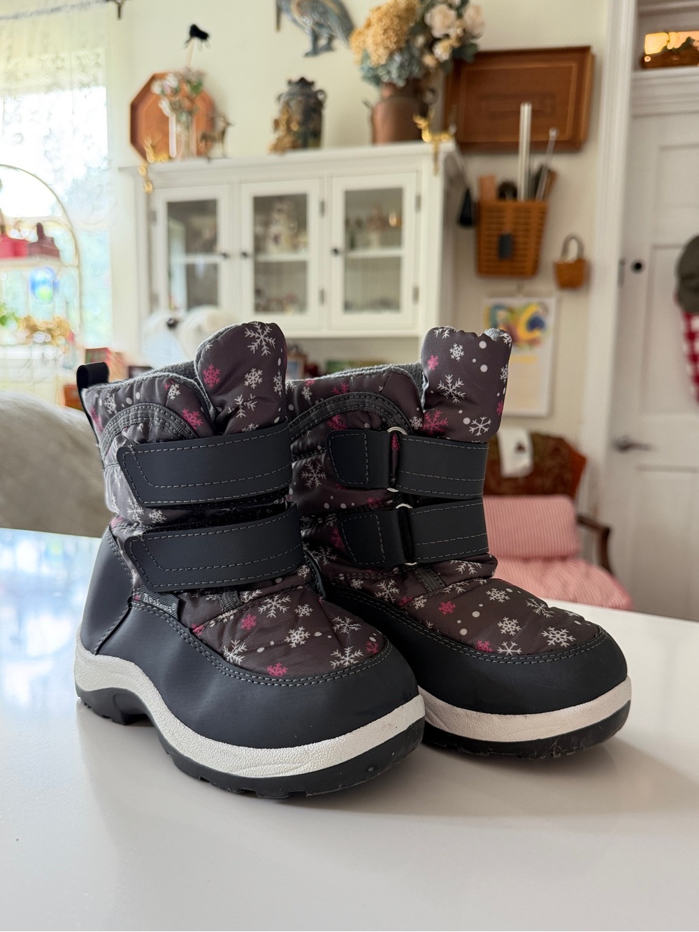 Kids winter/snow boots